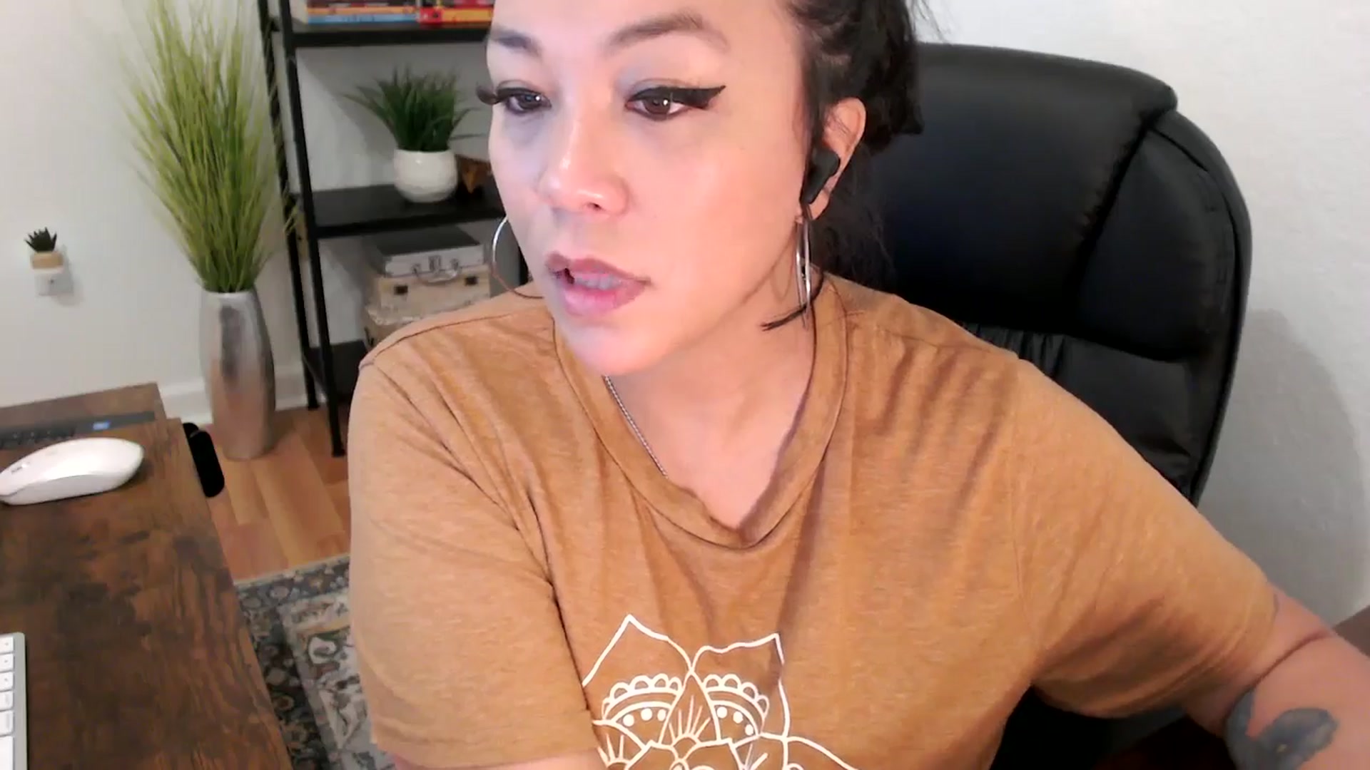 Gallery image thumbnail from MickaylaMinx's myfreecams stream on, 12/11/2024, 17:26 image 19 of 20
