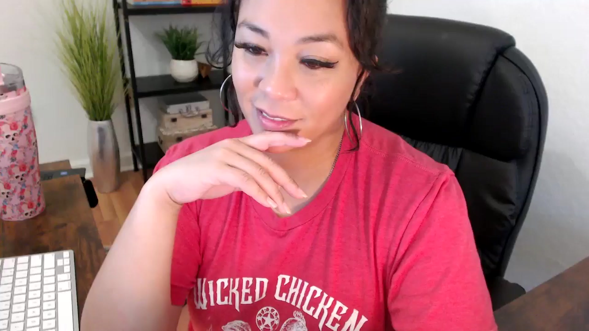 Gallery image thumbnail from MickaylaMinx's myfreecams stream on, 12/13/2024, 19:52 image 9 of 20