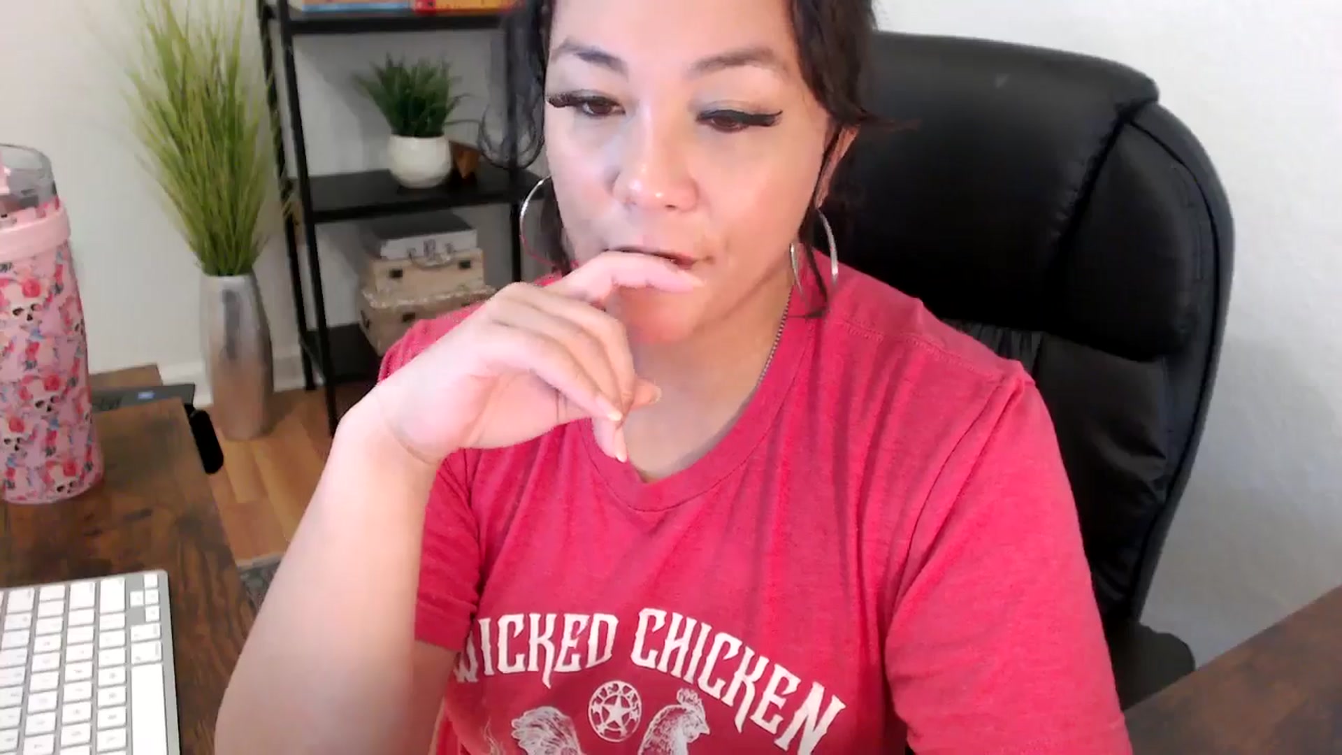 Gallery image thumbnail from MickaylaMinx's myfreecams stream on, 12/13/2024, 19:52 image 10 of 20