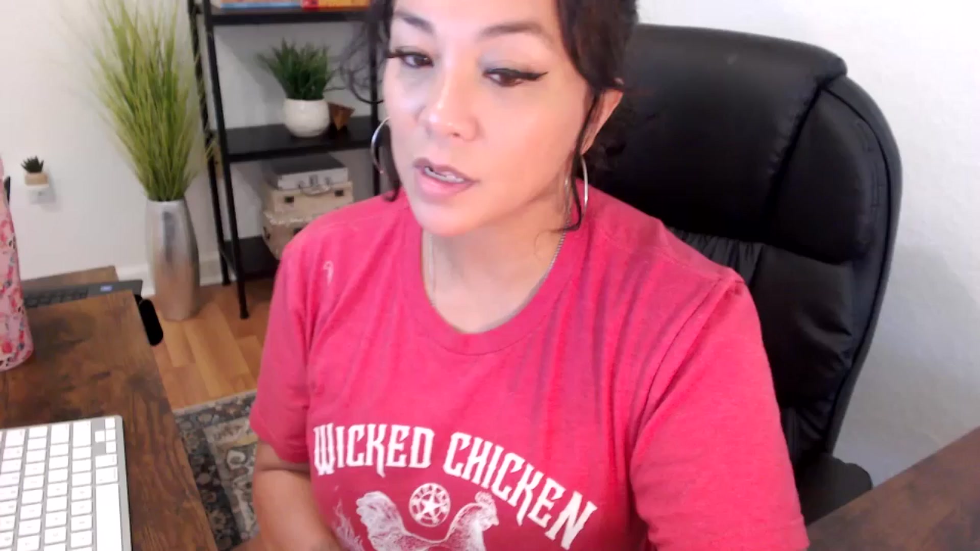 Gallery image thumbnail from MickaylaMinx's myfreecams stream on, 12/13/2024, 19:52 image 14 of 20