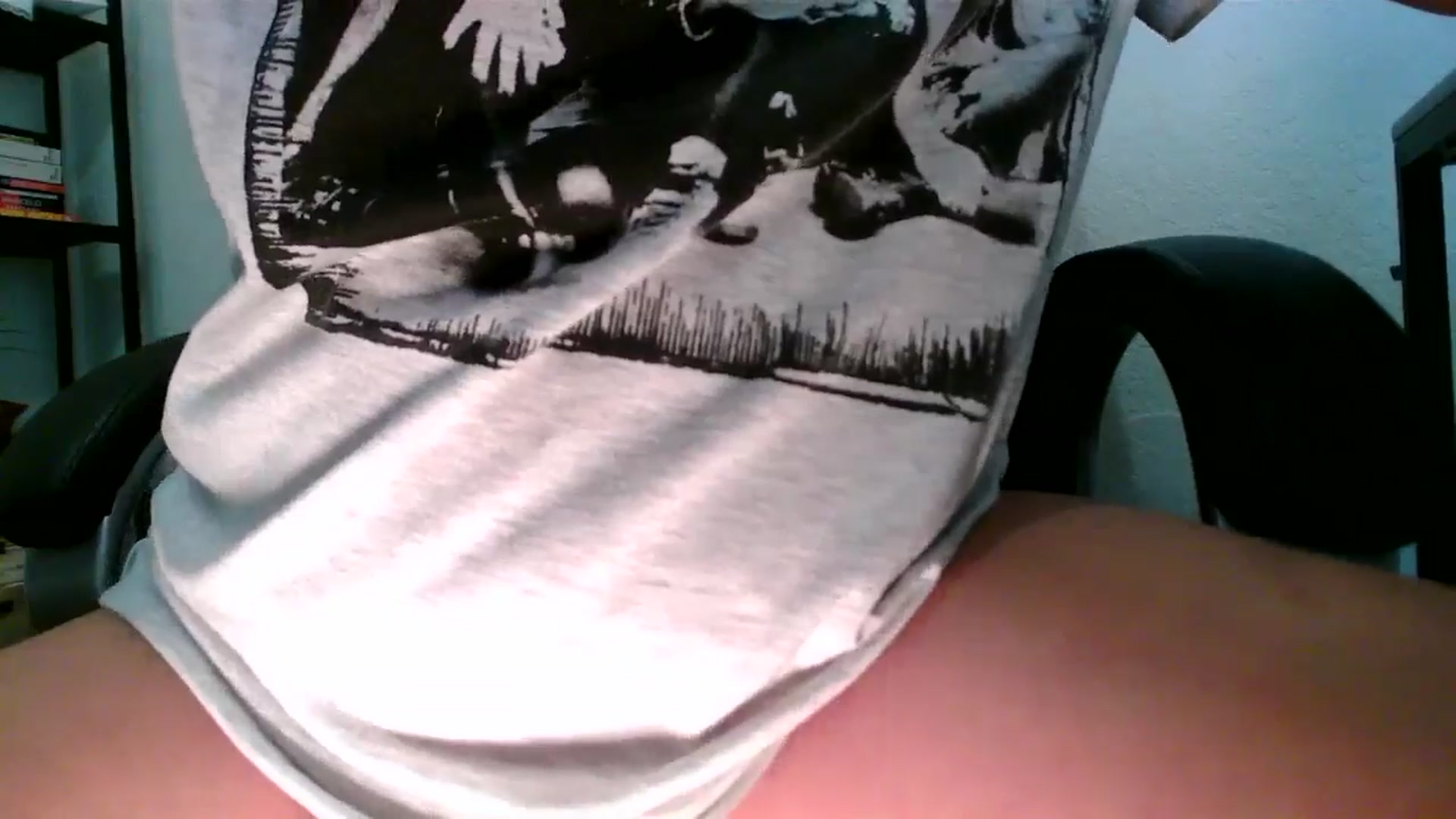 Gallery image thumbnail from MickaylaMinx's myfreecams stream on, 12/17/2024, 18:00 image 4 of 20
