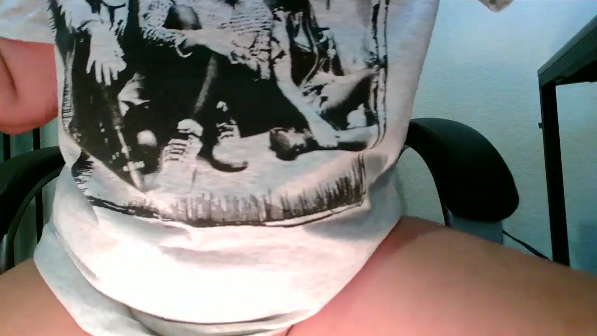 Gallery image thumbnail from MickaylaMinx's myfreecams stream on, 12/17/2024, 19:50 image 3 of 20
