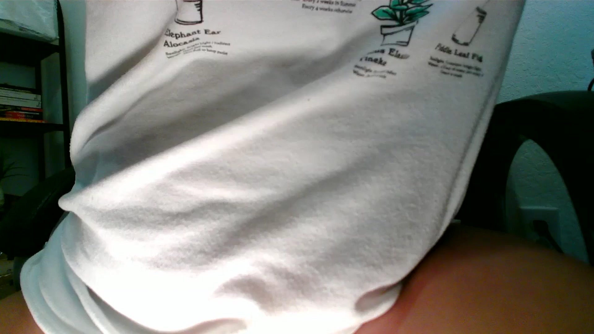 Gallery image thumbnail from MickaylaMinx's myfreecams stream on, 12/18/2024, 19:12 image 11 of 20