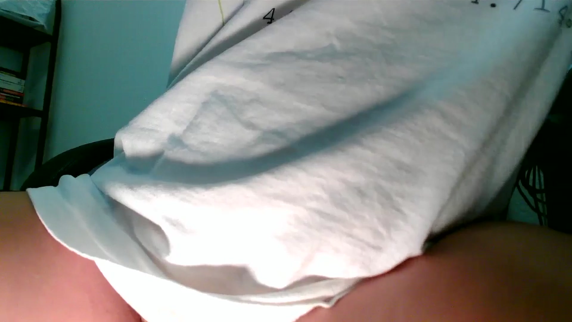 Gallery image thumbnail from MickaylaMinx's myfreecams stream on, 12/20/2024, 18:31 image 16 of 20