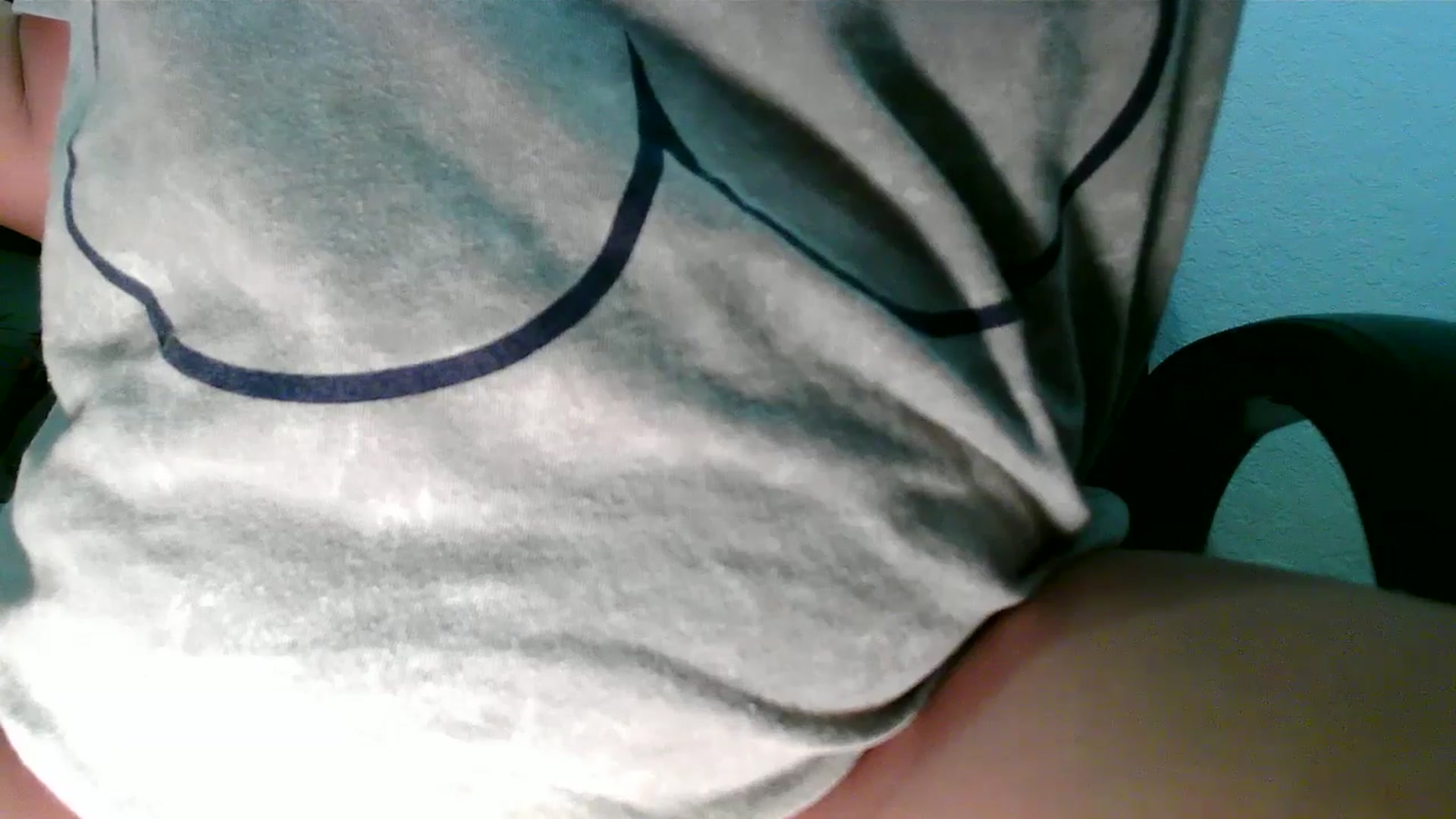 Gallery image thumbnail from MickaylaMinx's myfreecams stream on, 12/23/2024, 17:37 image 17 of 20