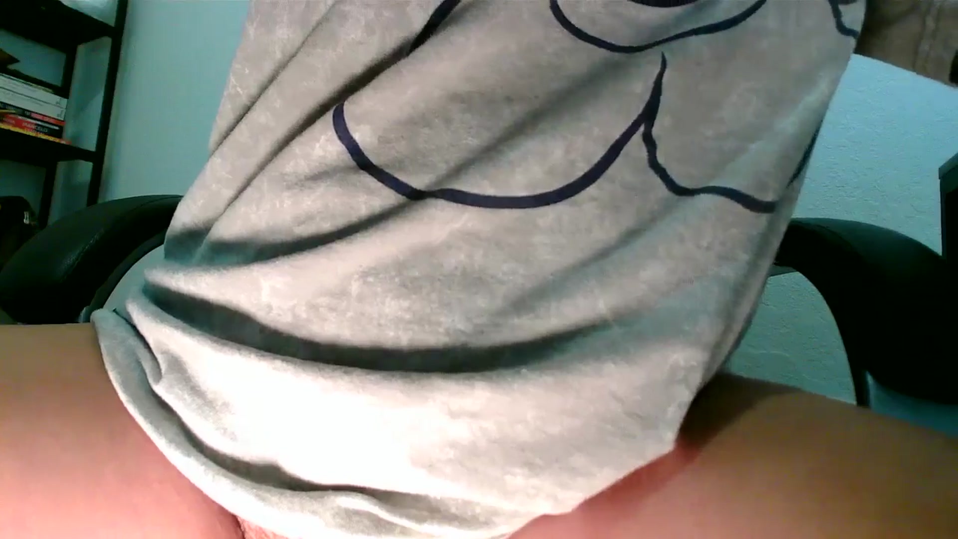 Gallery image thumbnail from MickaylaMinx's myfreecams stream on, 12/23/2024, 19:45 image 3 of 20