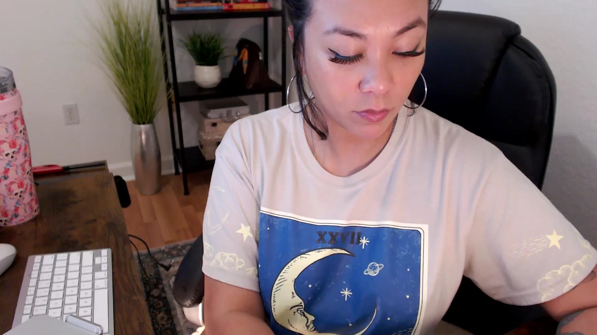 Gallery image thumbnail from MickaylaMinx's myfreecams stream on, 12/24/2024, 16:55 image 11 of 20