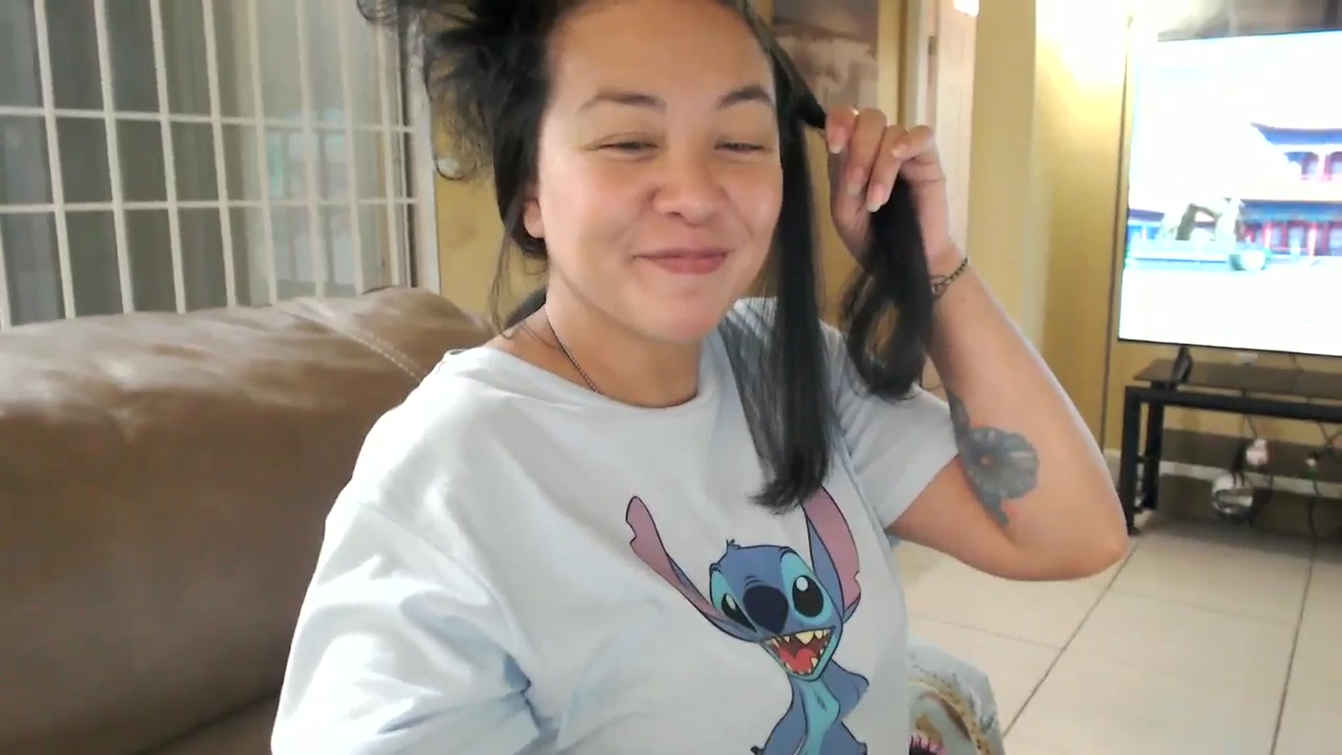 Gallery image thumbnail from MickaylaMinx's myfreecams stream on, 12/26/2024, 21:34 image 18 of 20