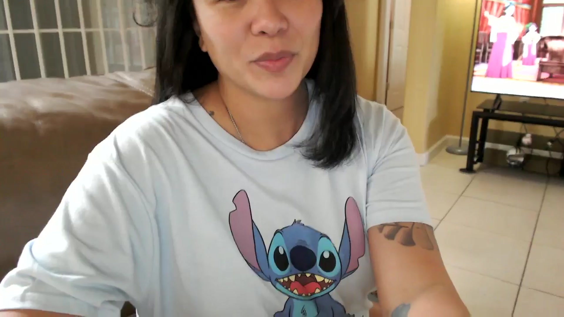 Gallery image thumbnail from MickaylaMinx's myfreecams stream on, 12/26/2024, 21:34 image 19 of 20