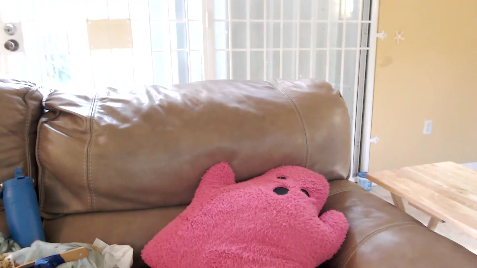 Gallery image thumbnail from MickaylaMinx's myfreecams stream on, 12/31/2024, 19:38 image 19 of 20