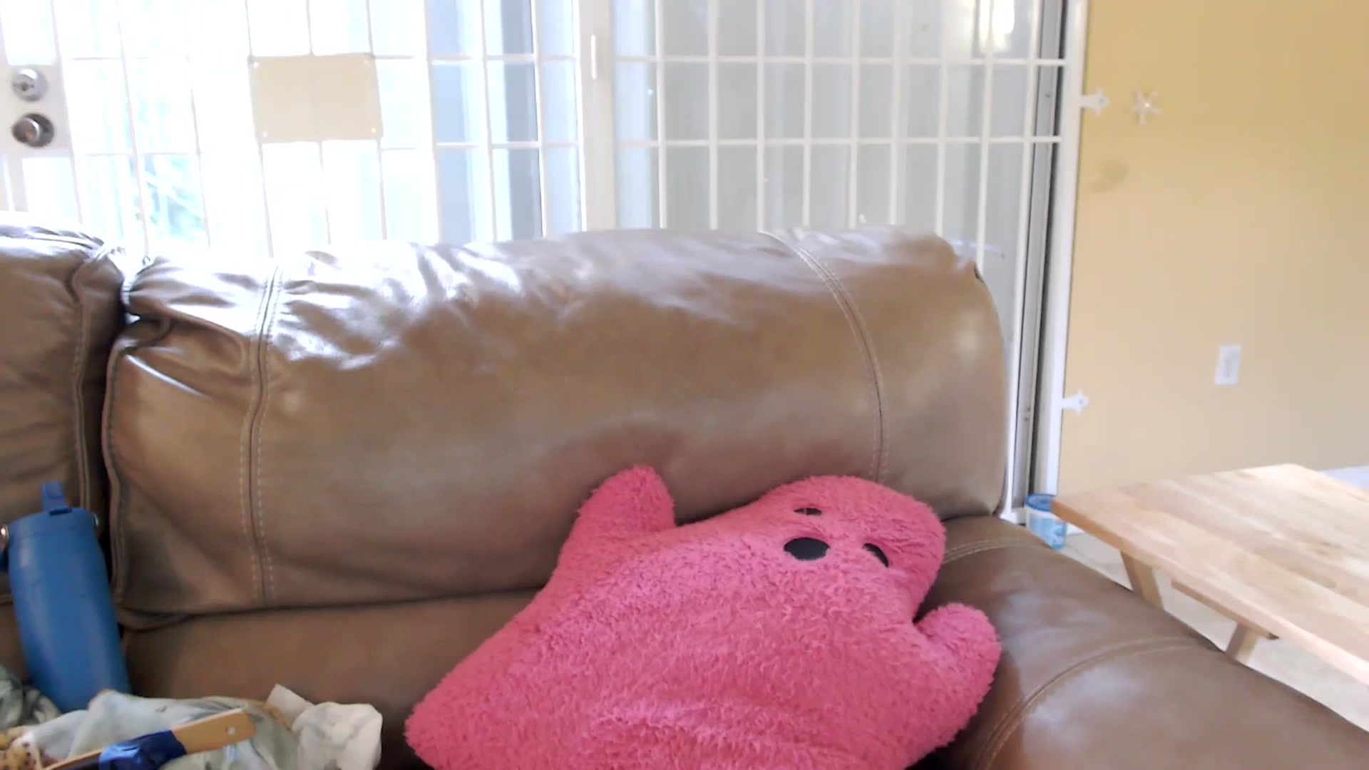 Gallery image thumbnail from MickaylaMinx's myfreecams stream on, 12/31/2024, 19:38 image 18 of 20