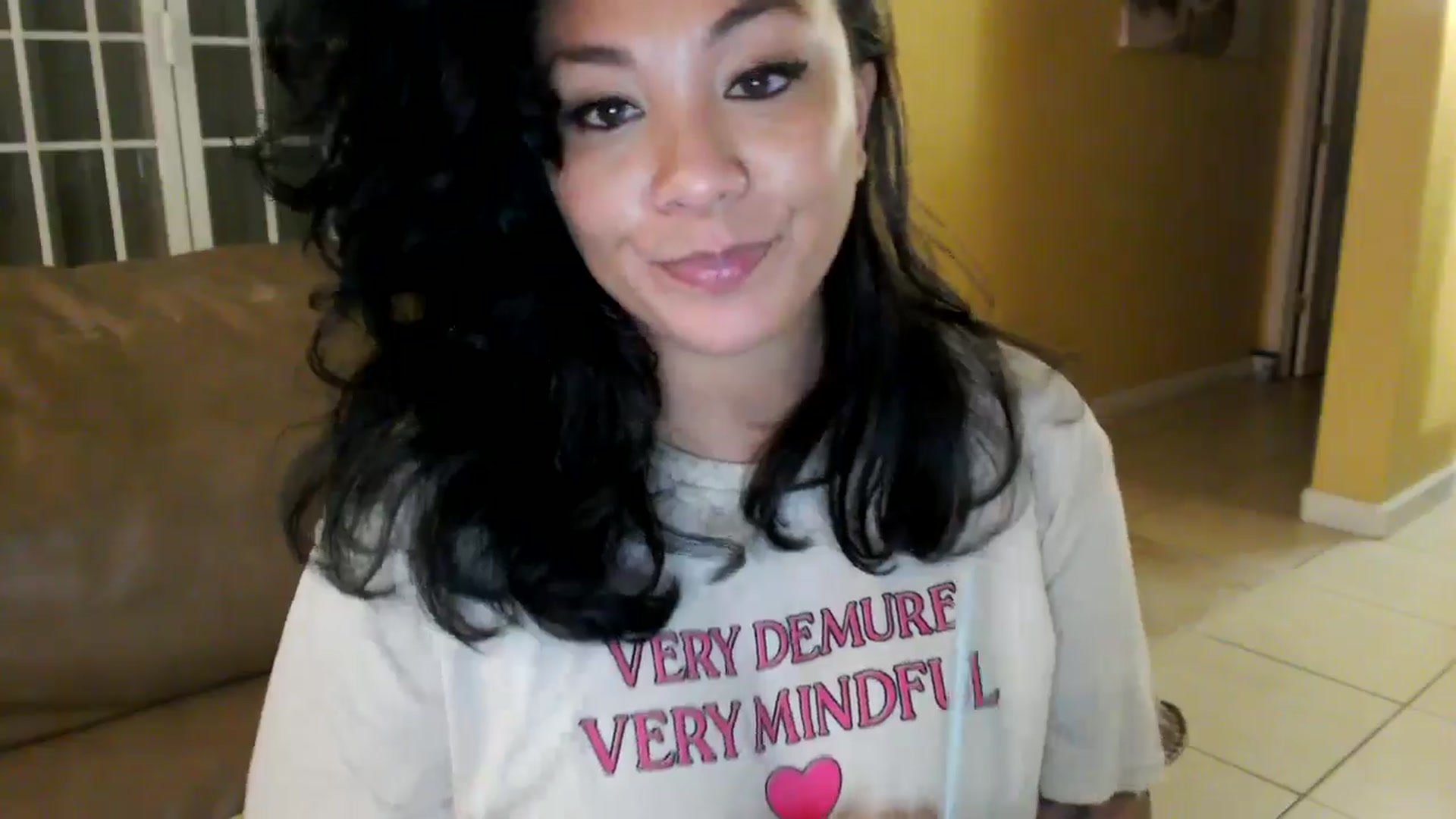 Gallery image thumbnail from MickaylaMinx's myfreecams stream on, 01/02/2025, 23:34 image 20 of 20