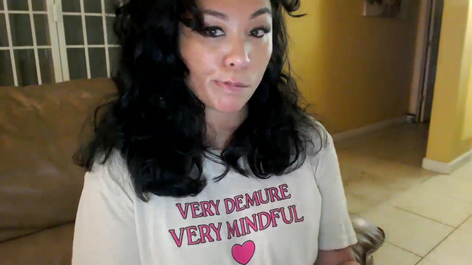 Gallery image thumbnail from MickaylaMinx's myfreecams stream on, 01/02/2025, 23:34 image 8 of 20