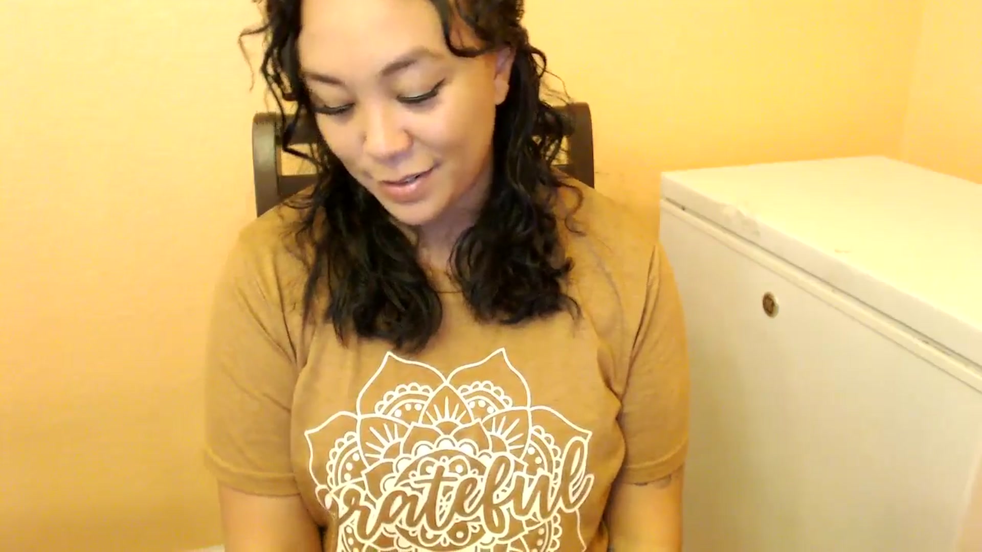 Gallery image thumbnail from MickaylaMinx's myfreecams stream on, 01/03/2025, 19:06 image 8 of 20