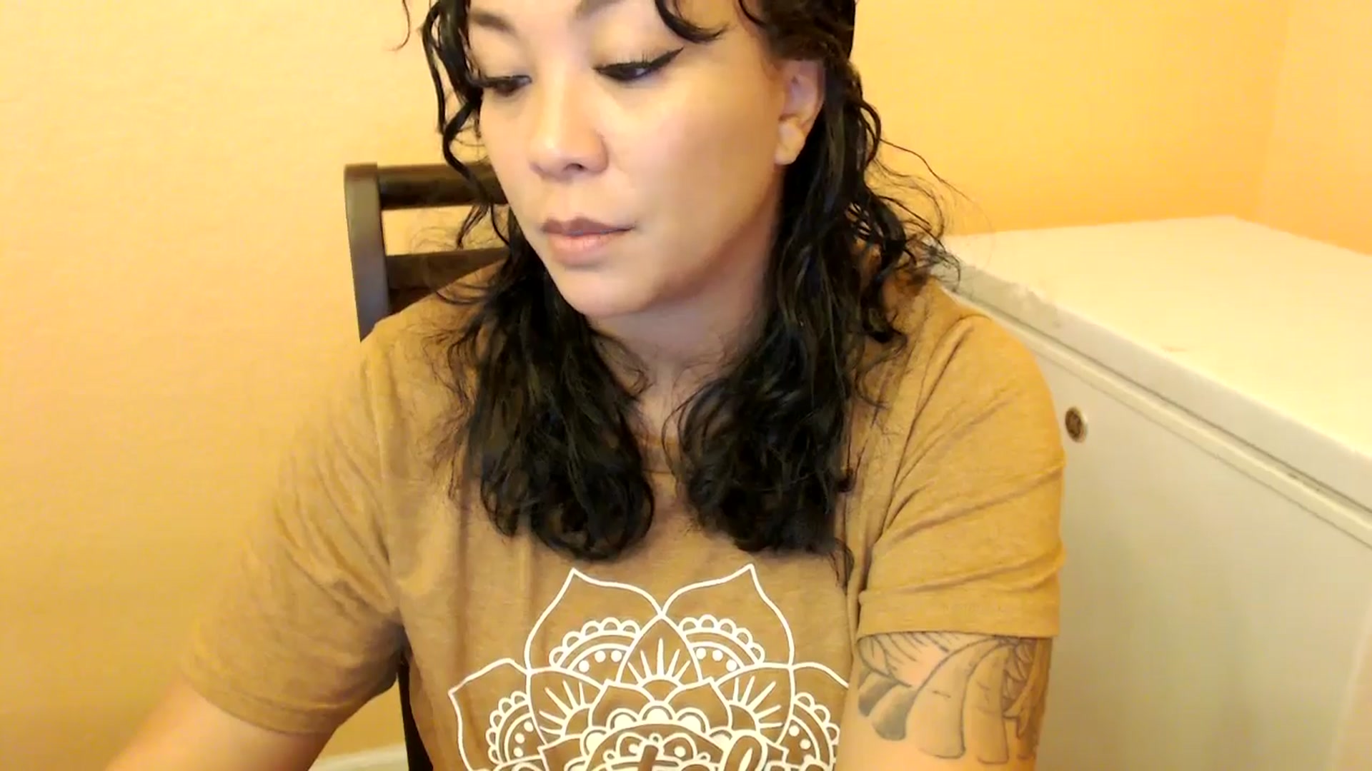 Gallery image thumbnail from MickaylaMinx's myfreecams stream on, 01/03/2025, 19:06 image 14 of 20