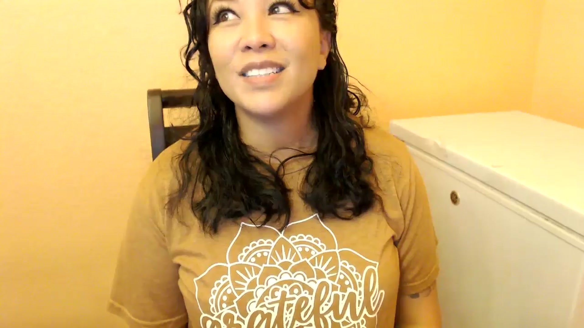 Gallery image thumbnail from MickaylaMinx's myfreecams stream on, 01/03/2025, 19:06 image 19 of 20