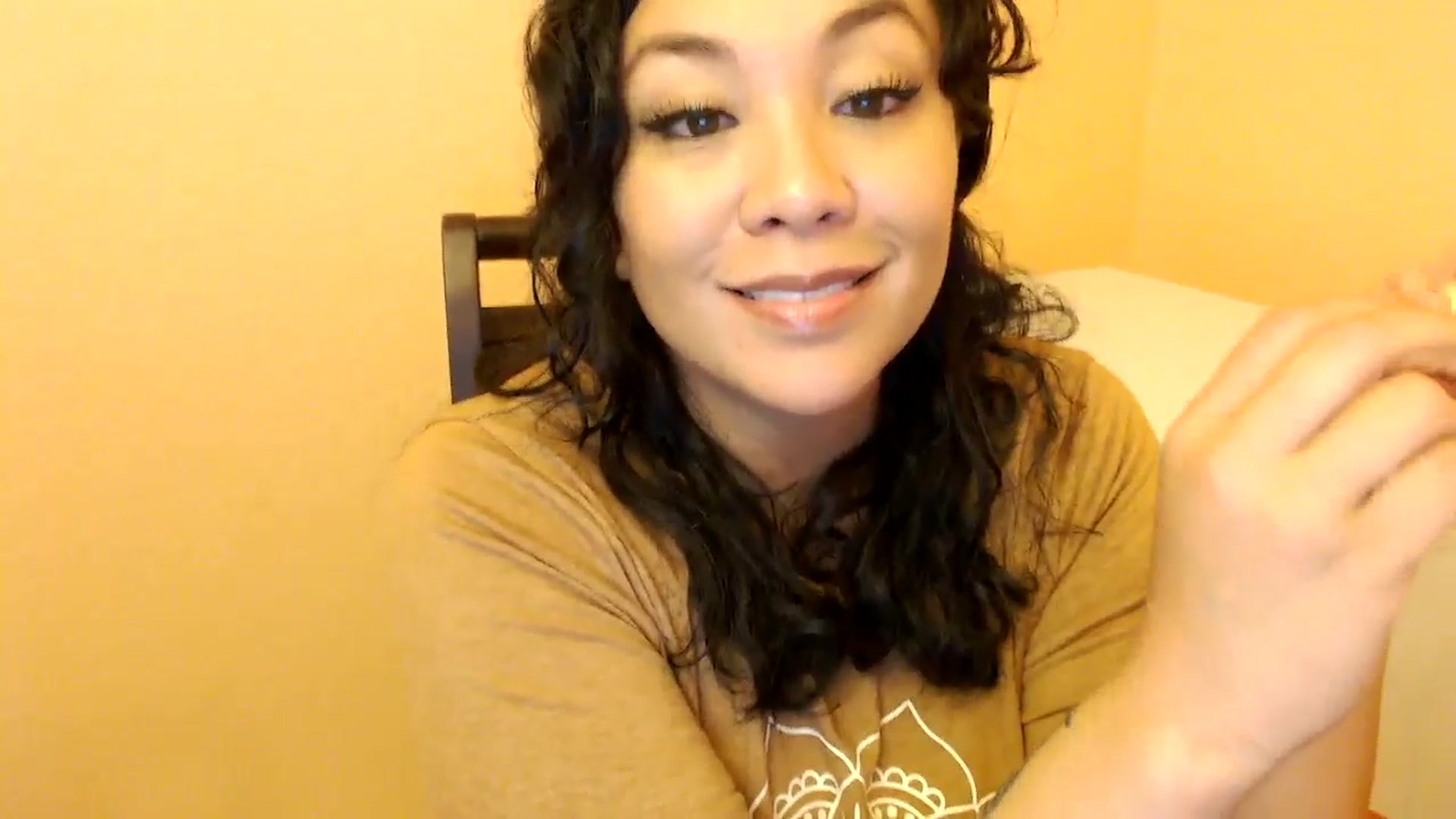 Gallery image thumbnail from MickaylaMinx's myfreecams stream on, 01/03/2025, 21:25 image 3 of 20