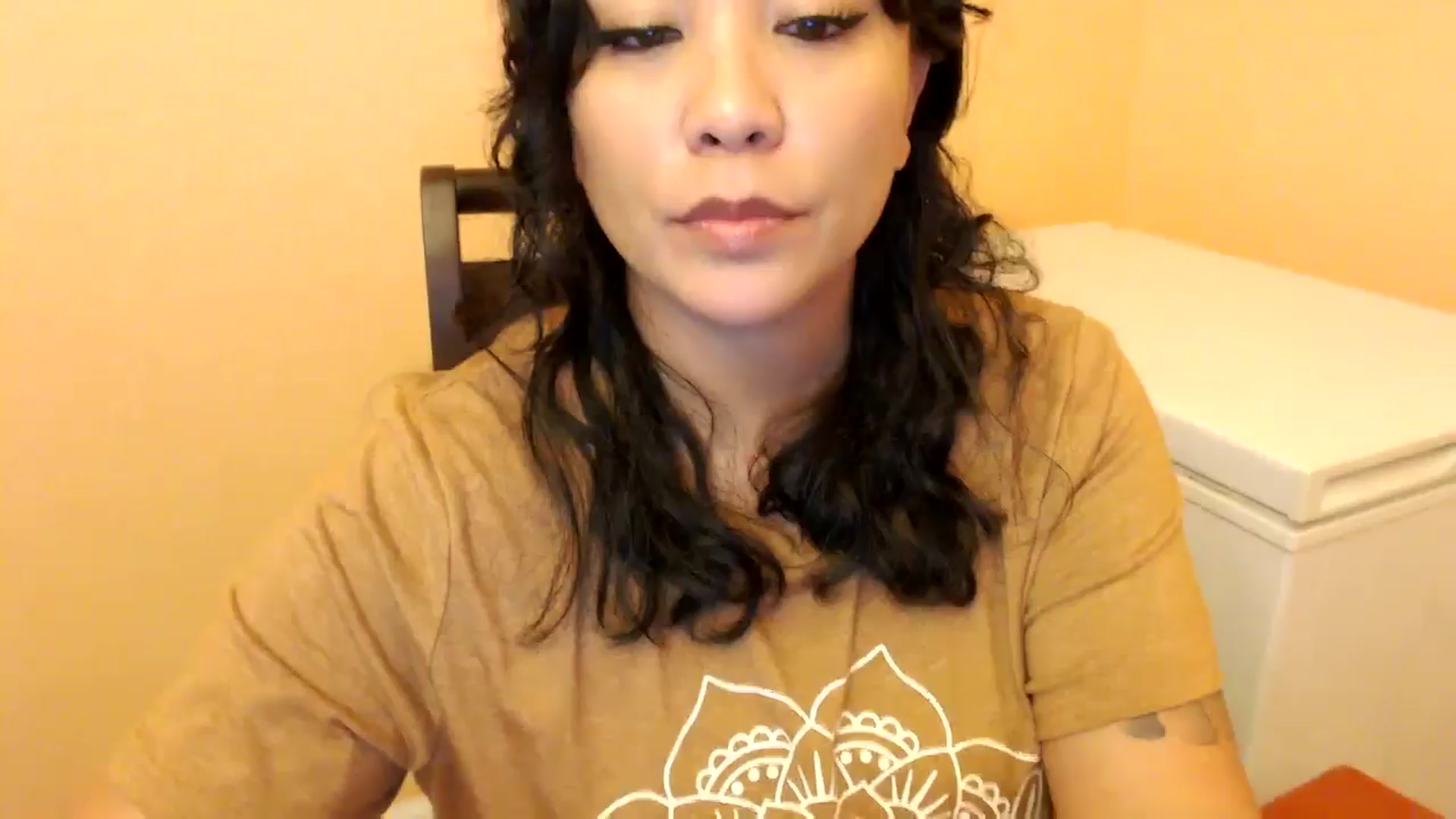 Gallery image thumbnail from MickaylaMinx's myfreecams stream on, 01/03/2025, 21:25 image 20 of 20