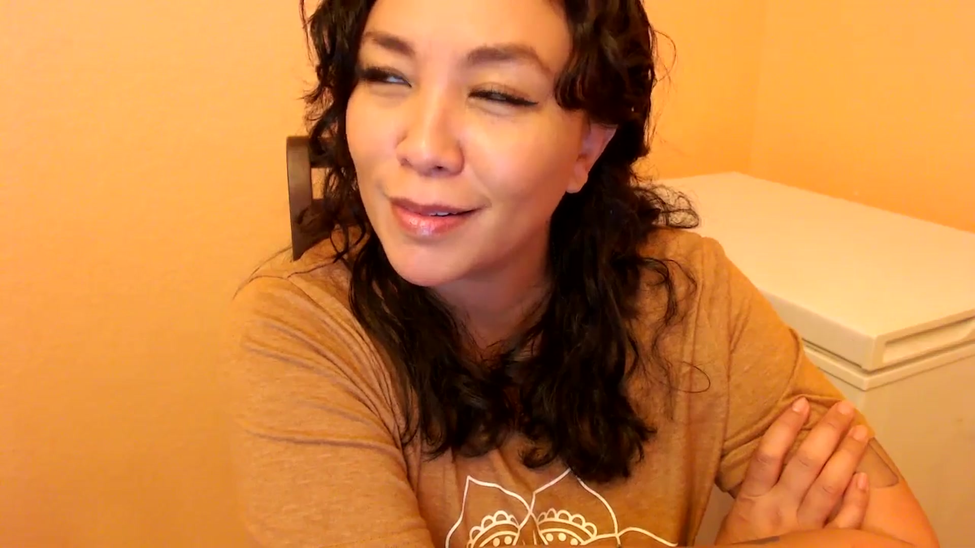 Gallery image thumbnail from MickaylaMinx's myfreecams stream on, 01/03/2025, 21:25 image 11 of 20