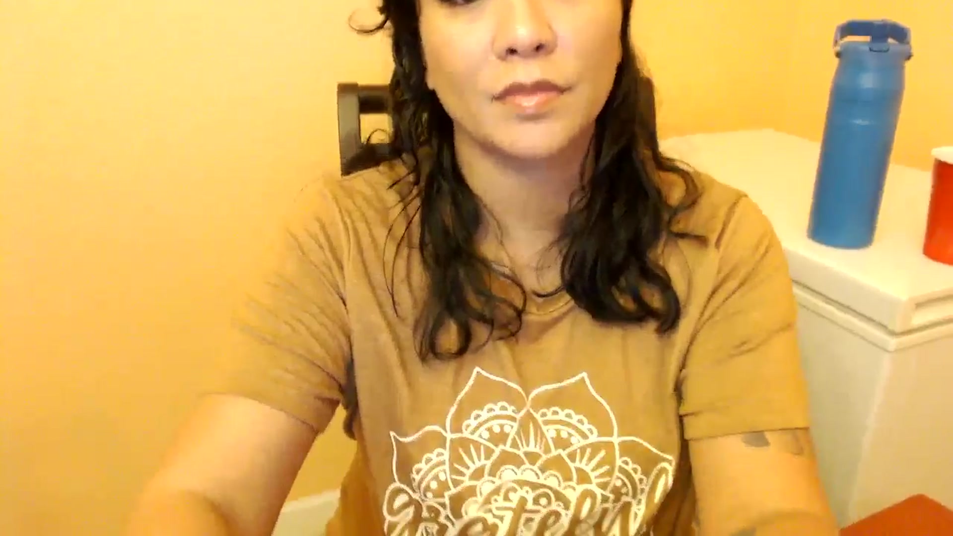 Gallery image thumbnail from MickaylaMinx's myfreecams stream on, 01/03/2025, 22:16 image 14 of 20