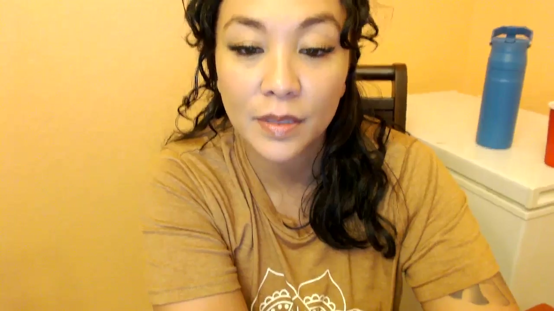 Gallery image thumbnail from MickaylaMinx's myfreecams stream on, 01/03/2025, 22:16 image 3 of 20