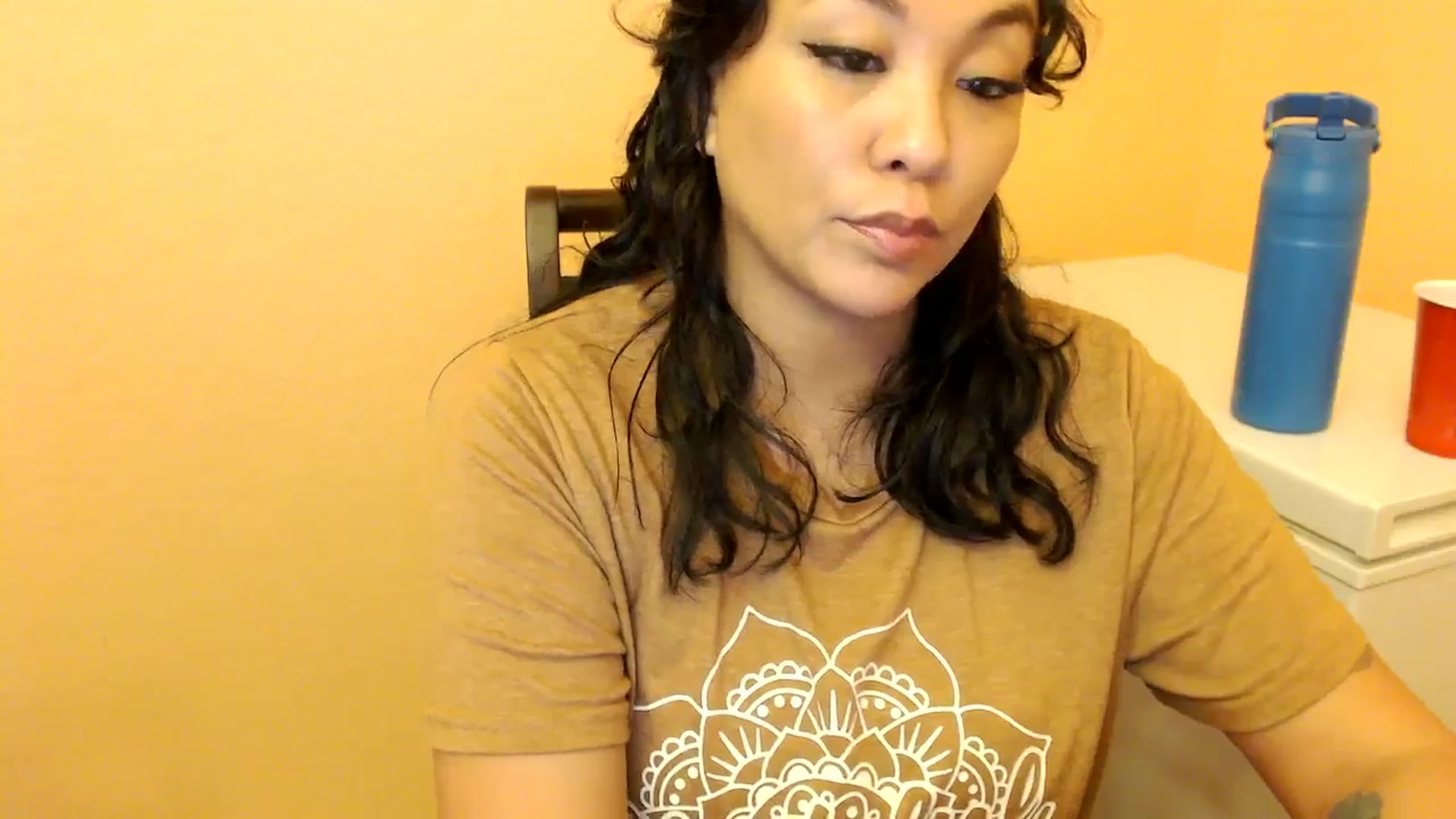 Gallery image thumbnail from MickaylaMinx's myfreecams stream on, 01/03/2025, 22:16 image 13 of 20