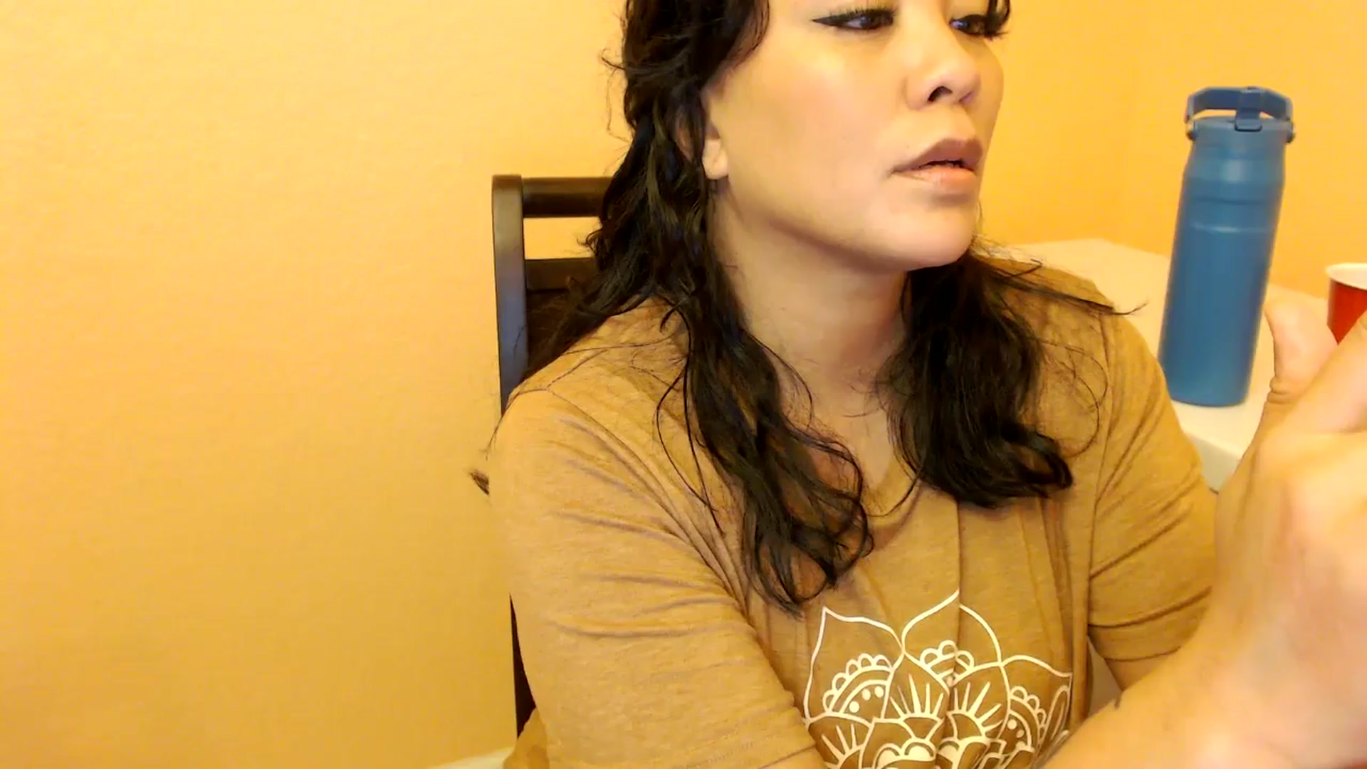 Gallery image thumbnail from MickaylaMinx's myfreecams stream on, 01/03/2025, 22:16 image 16 of 20