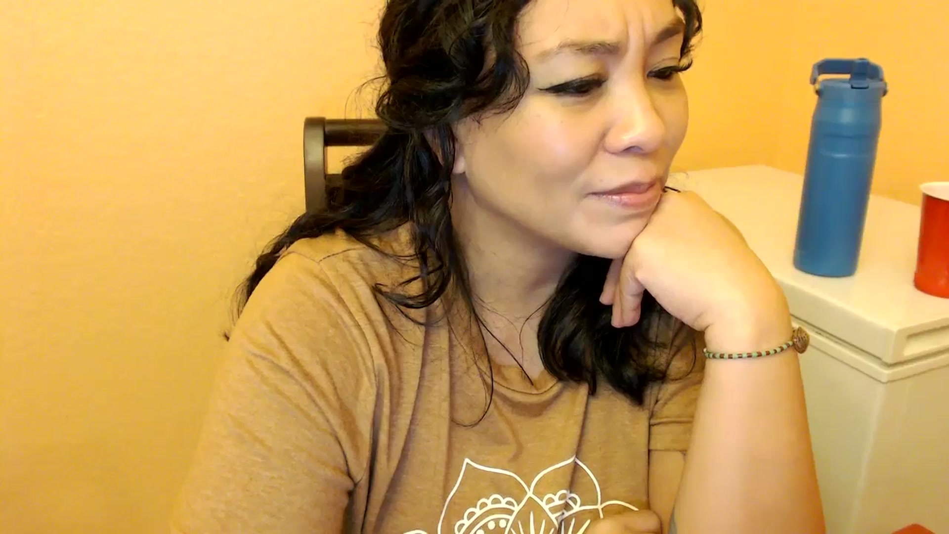 Gallery image thumbnail from MickaylaMinx's myfreecams stream on, 01/03/2025, 22:57 image 17 of 20