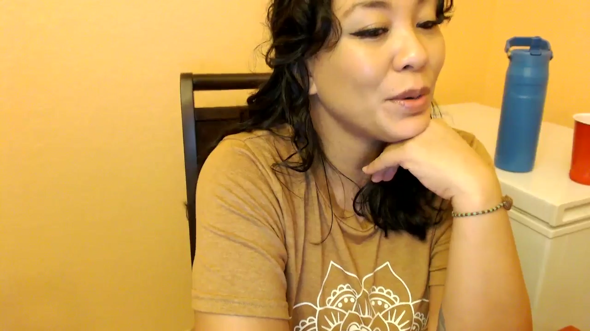 Gallery image thumbnail from MickaylaMinx's myfreecams stream on, 01/03/2025, 22:57 image 9 of 20