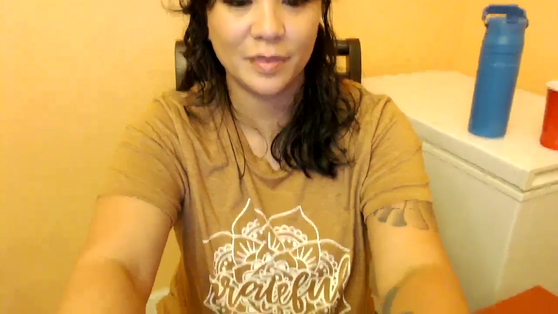 Gallery image thumbnail from MickaylaMinx's myfreecams stream on, 01/03/2025, 22:57 image 13 of 20