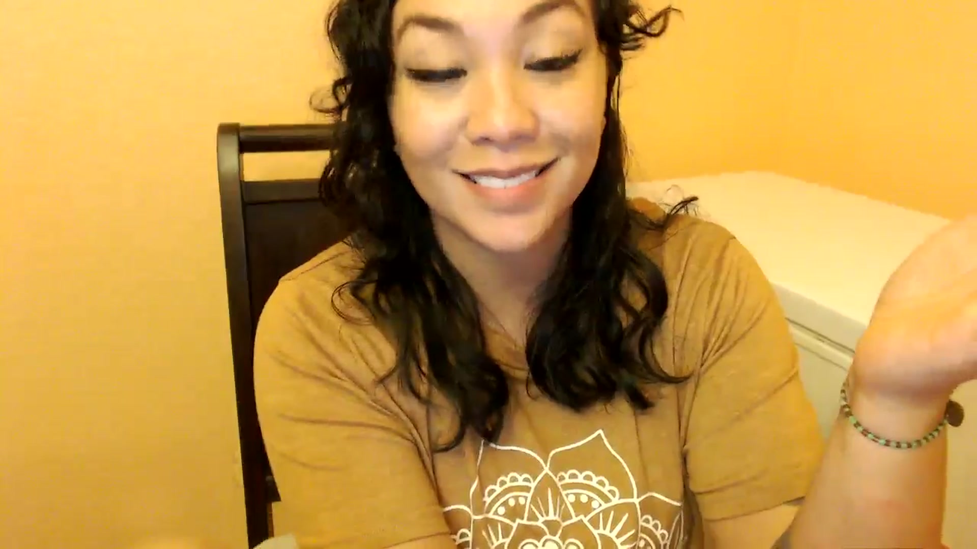 Gallery image thumbnail from MickaylaMinx's myfreecams stream on, 01/04/2025, 24:31 image 13 of 20