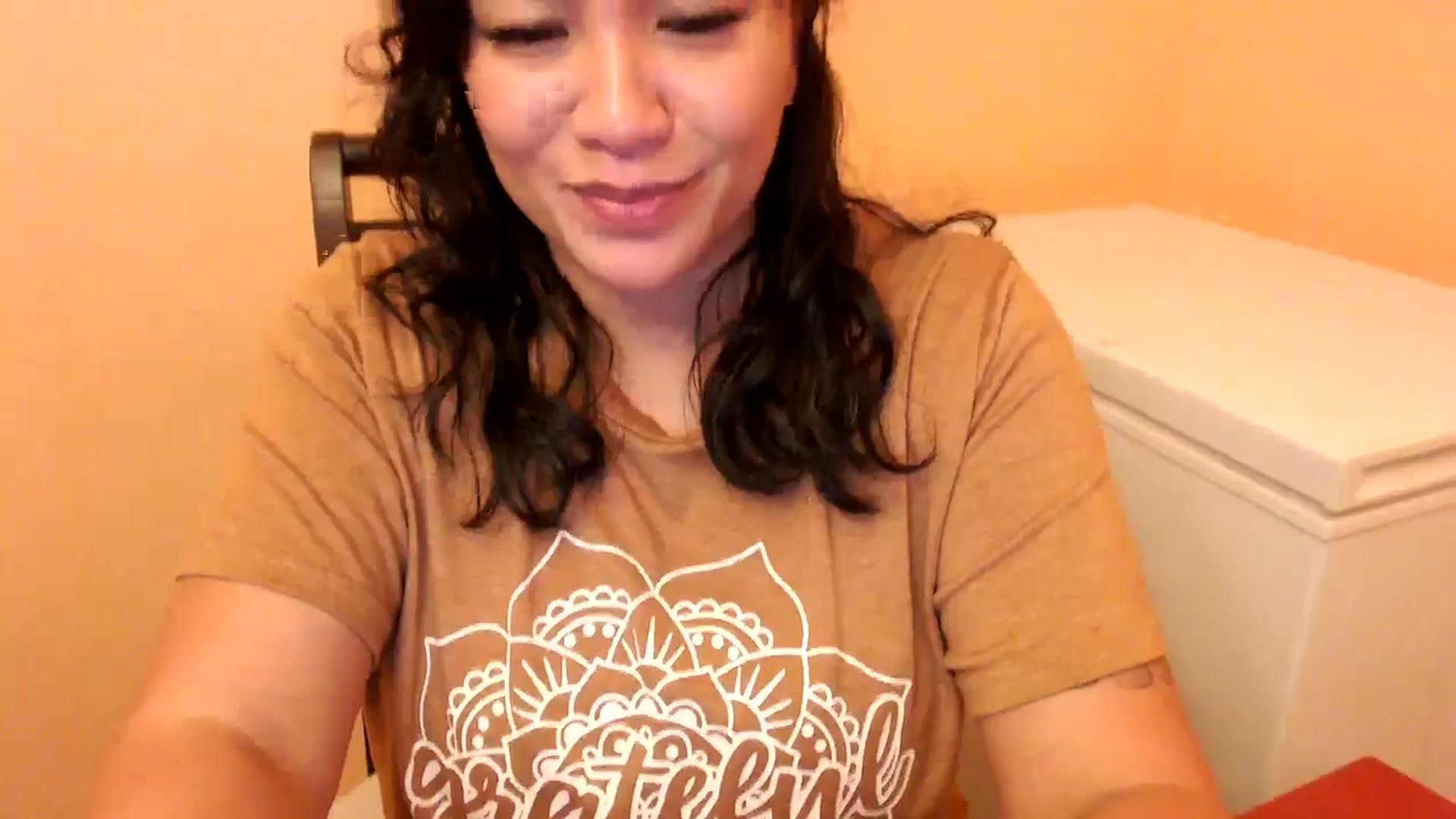 Gallery image thumbnail from MickaylaMinx's myfreecams stream on, 01/04/2025, 24:31 image 14 of 20