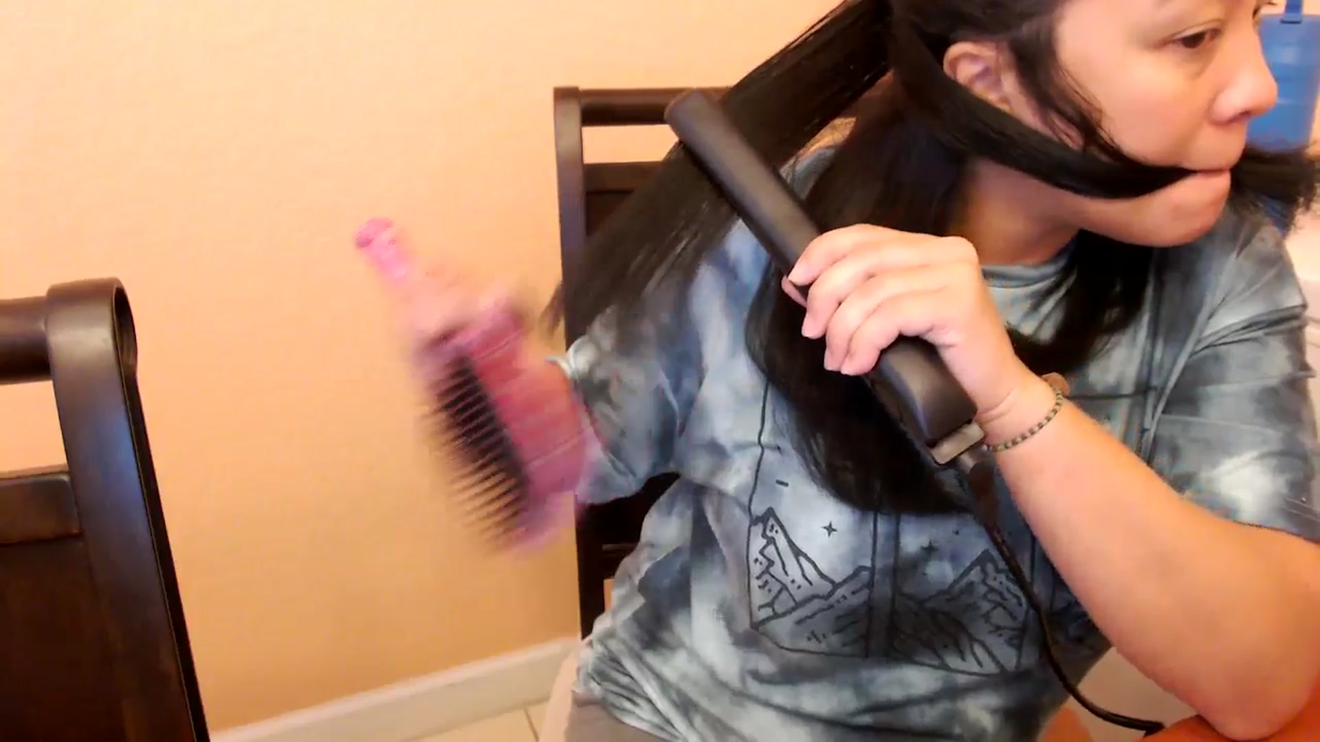 Gallery image thumbnail from MickaylaMinx's myfreecams stream on, 01/04/2025, 17:16 image 16 of 20