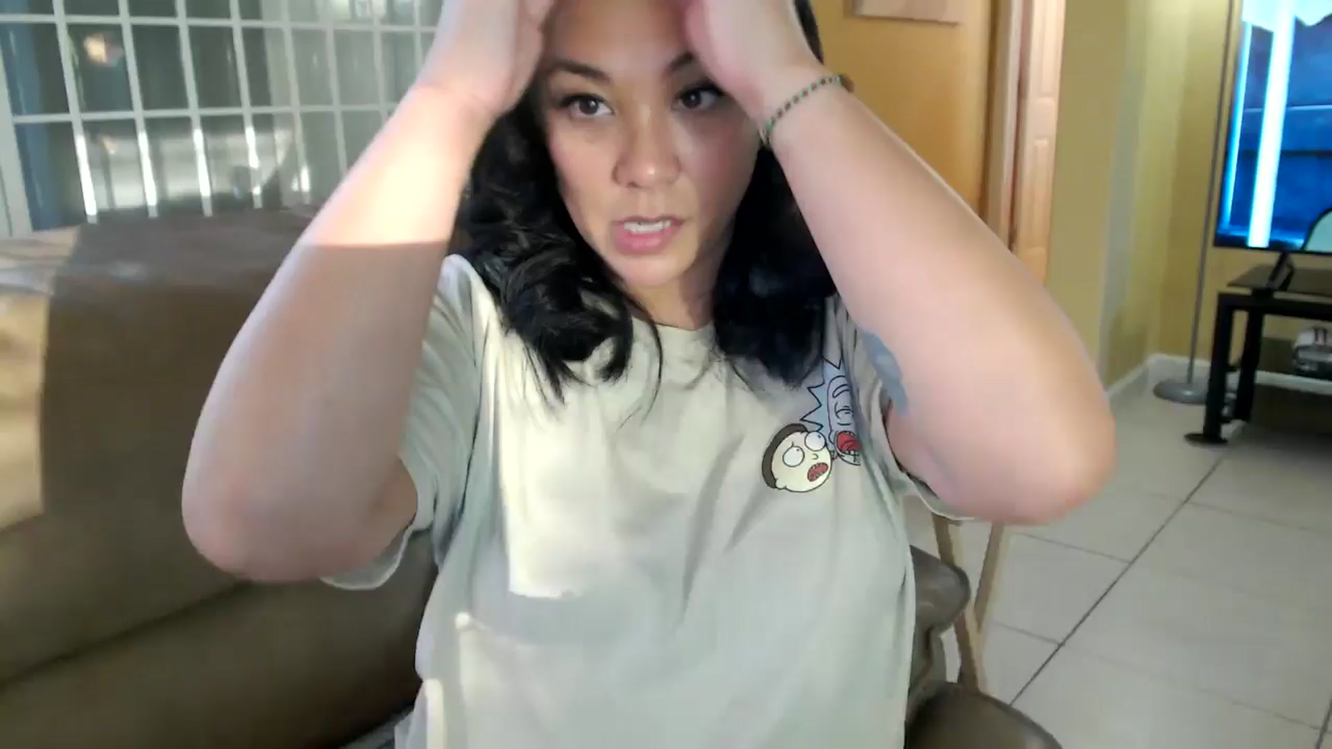 Gallery image thumbnail from MickaylaMinx's myfreecams stream on, 01/05/2025, 22:58 image 1 of 20