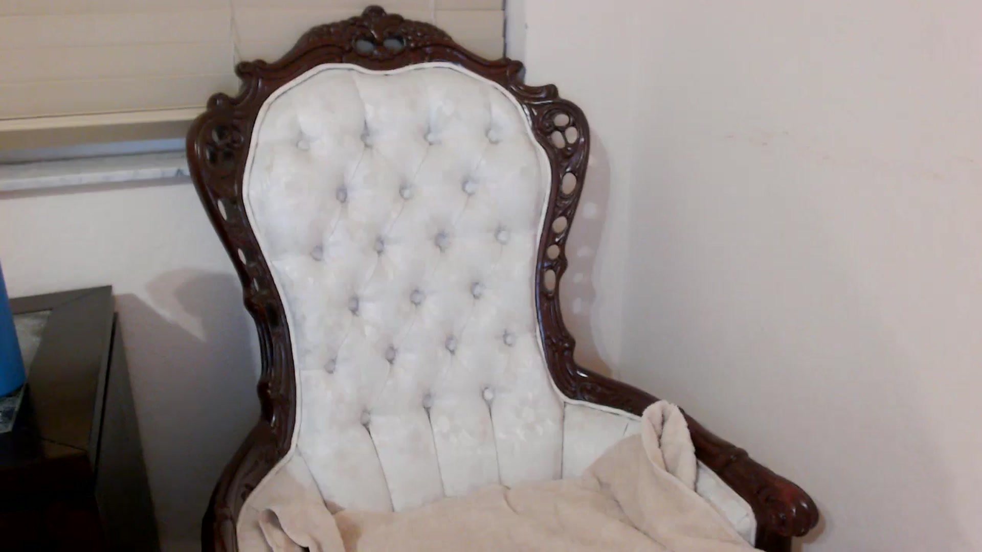 Gallery image thumbnail from MickaylaMinx's myfreecams stream on, 01/06/2025, 05:29 image 3 of 20