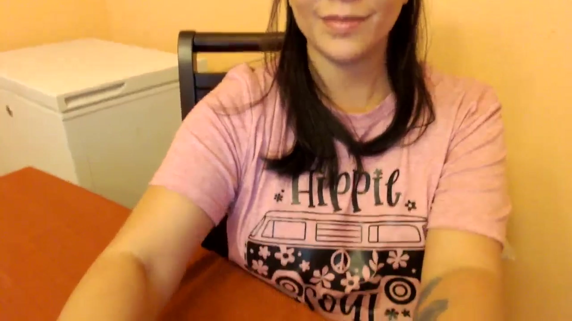 Gallery image thumbnail from MickaylaMinx's myfreecams stream on, 01/06/2025, 21:21 image 17 of 20