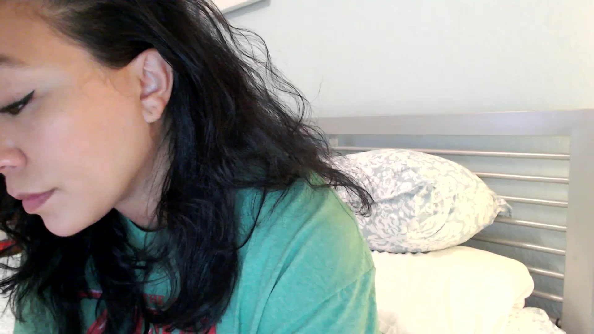 Gallery image thumbnail from MickaylaMinx's myfreecams stream on, 01/08/2025, 19:57 image 15 of 20