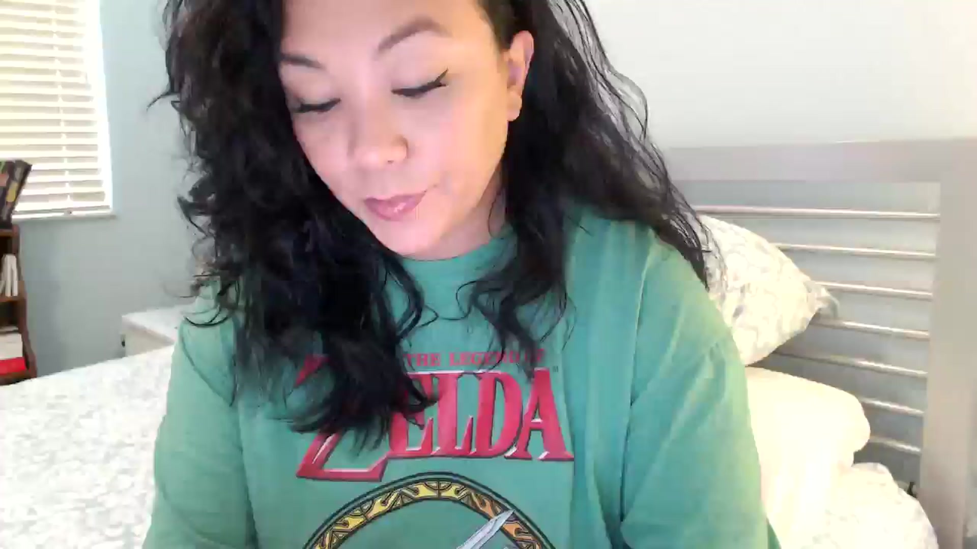 Gallery image thumbnail from MickaylaMinx's myfreecams stream on, 01/08/2025, 19:57 image 3 of 20