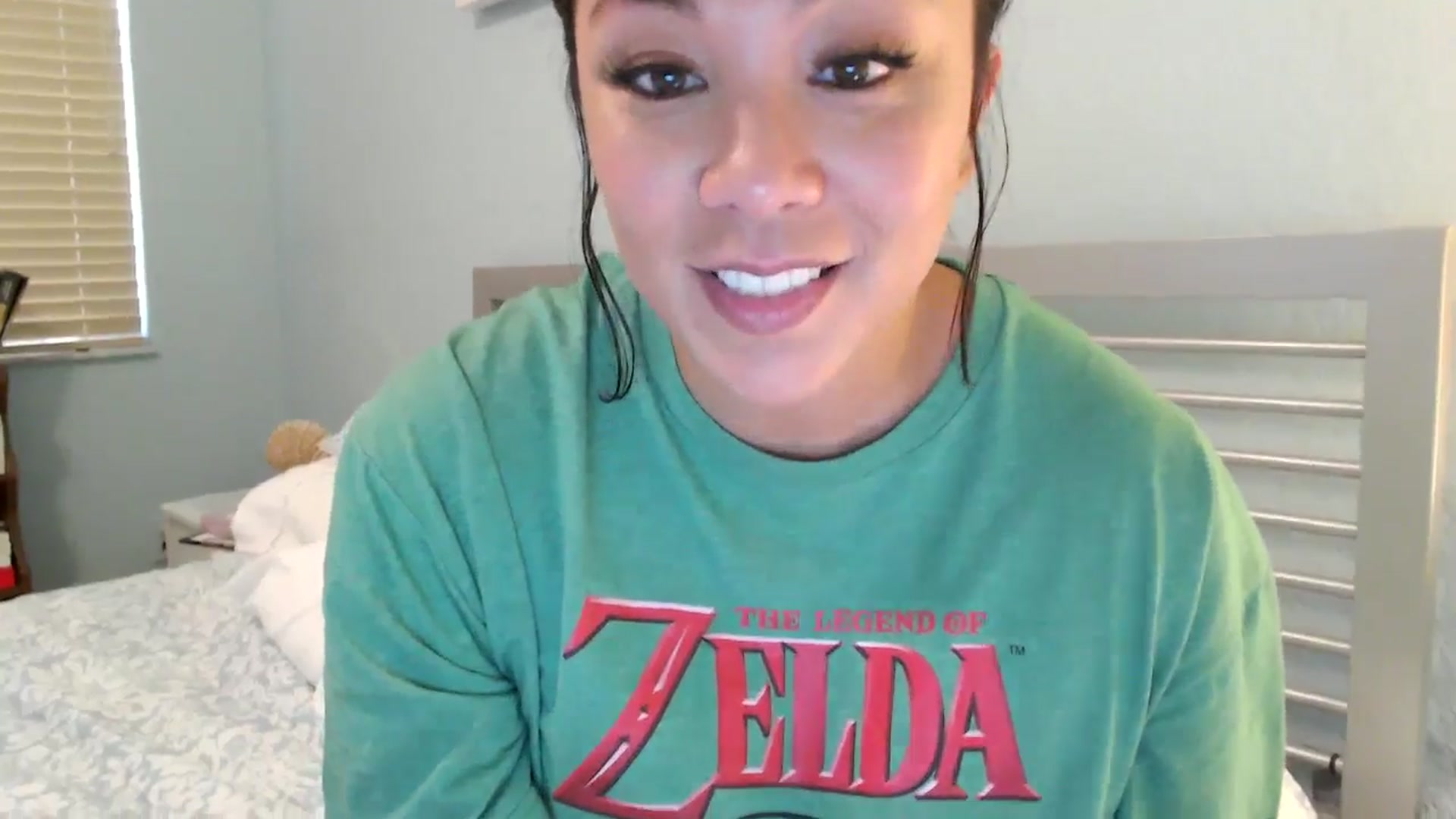 Gallery image thumbnail from MickaylaMinx's myfreecams stream on, 01/08/2025, 22:27 image 6 of 20