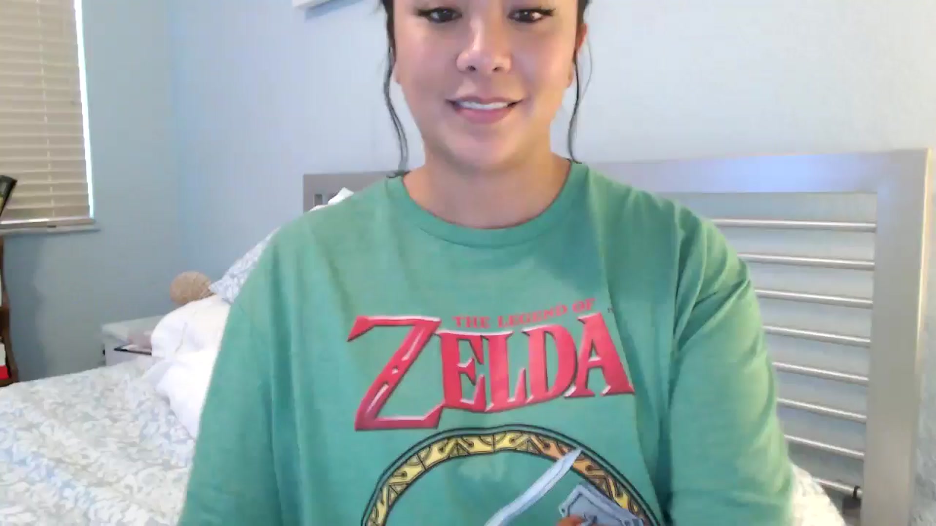 Gallery image thumbnail from MickaylaMinx's myfreecams stream on, 01/08/2025, 22:27 image 17 of 20