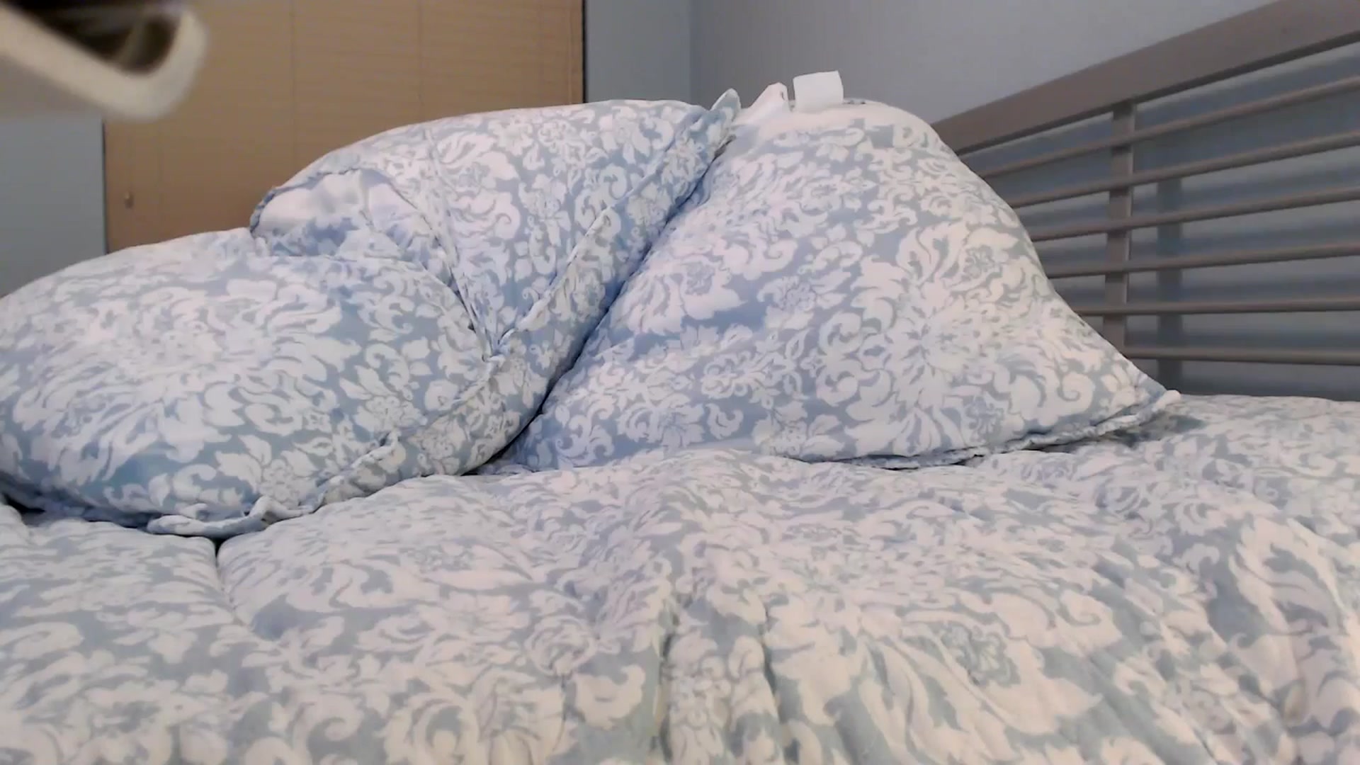 Gallery image thumbnail from MickaylaMinx's myfreecams stream on, 01/09/2025, 02:36 image 11 of 20