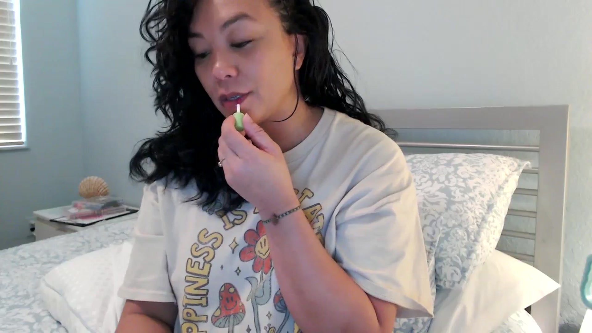 Gallery image thumbnail from MickaylaMinx's myfreecams stream on, 01/09/2025, 19:20 image 5 of 20