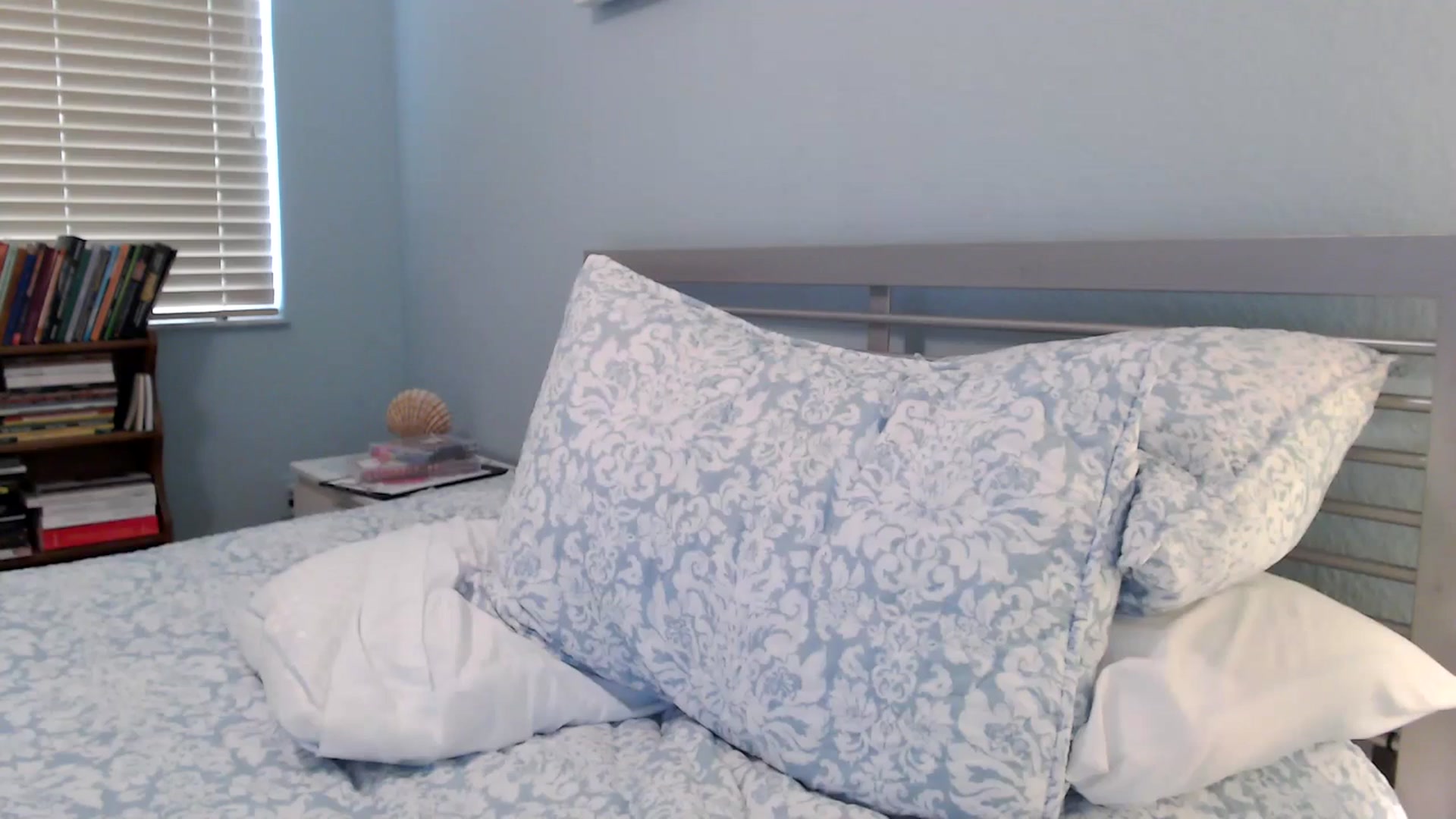 Gallery image thumbnail from MickaylaMinx's myfreecams stream on, 01/09/2025, 20:51 image 3 of 20