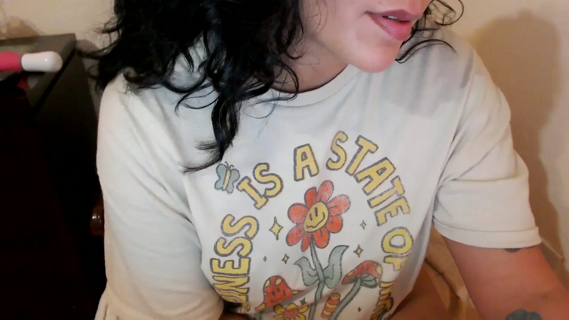 Gallery image thumbnail from MickaylaMinx's myfreecams stream on, 01/09/2025, 23:45 image 11 of 20