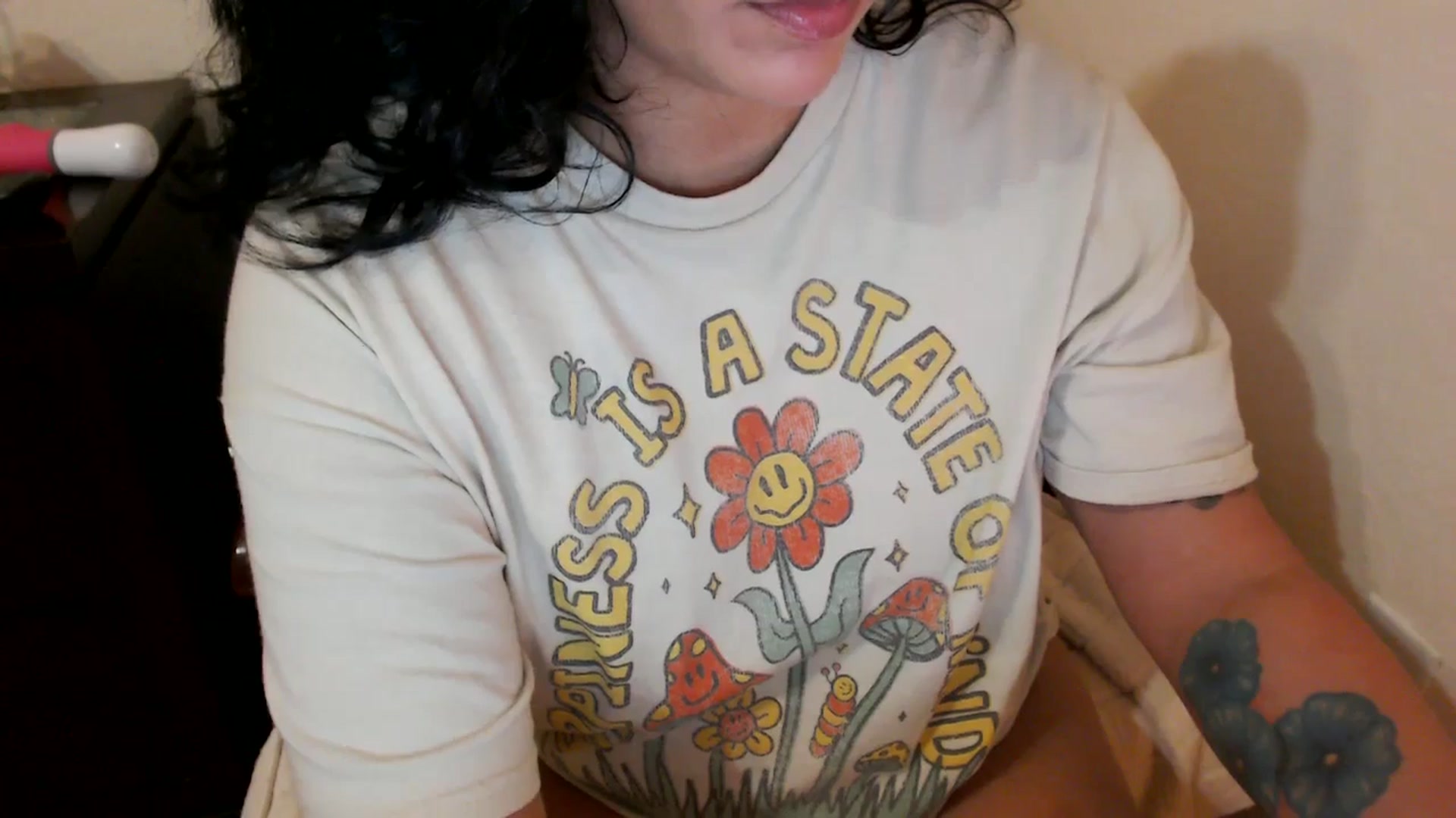 Gallery image thumbnail from MickaylaMinx's myfreecams stream on, 01/09/2025, 23:45 image 9 of 20
