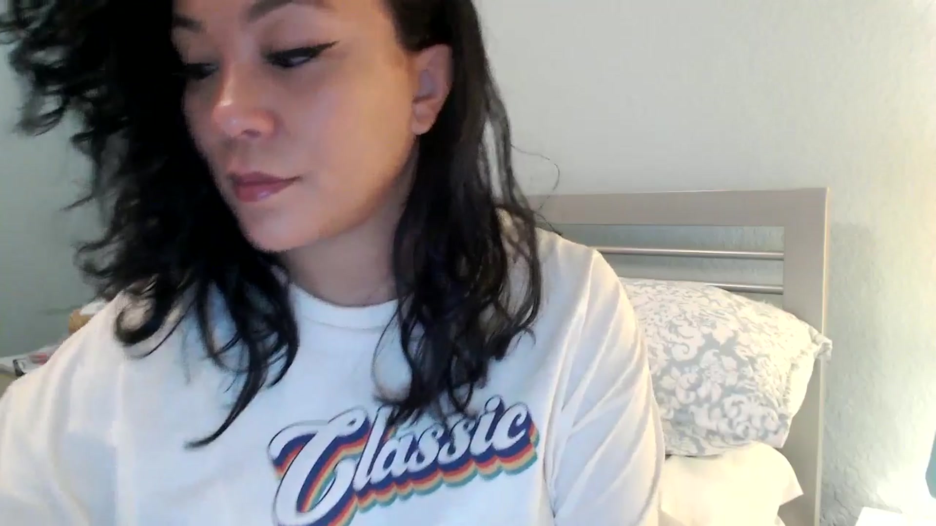 Gallery image thumbnail from MickaylaMinx's myfreecams stream on, 01/10/2025, 18:13 image 19 of 20