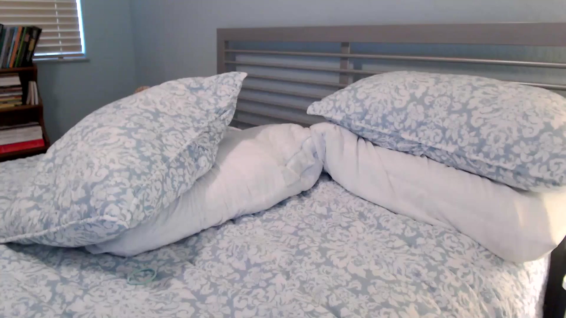 Gallery image thumbnail from MickaylaMinx's myfreecams stream on, 01/10/2025, 20:58 image 13 of 20