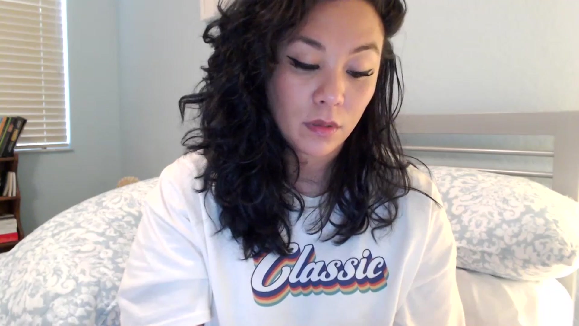 Gallery image thumbnail from MickaylaMinx's myfreecams stream on, 01/10/2025, 21:17 image 10 of 20