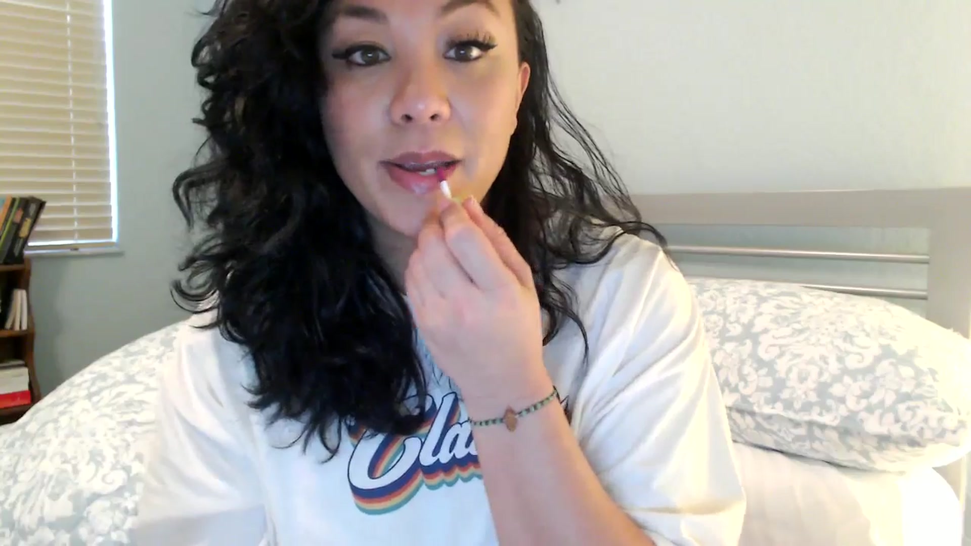 Gallery image thumbnail from MickaylaMinx's myfreecams stream on, 01/10/2025, 21:17 image 17 of 20