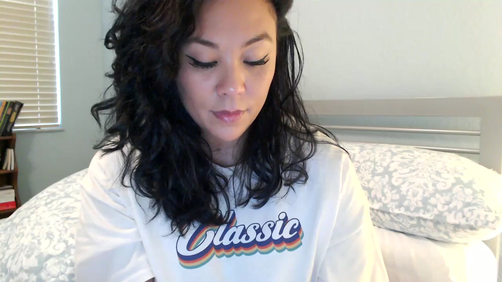 Gallery image thumbnail from MickaylaMinx's myfreecams stream on, 01/10/2025, 21:17 image 6 of 20